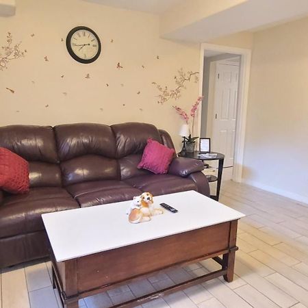 Вилла Entire Huge Basement! Fast Wifi! Private Entrance! Солт-Лейк-Сити Экстерьер фото