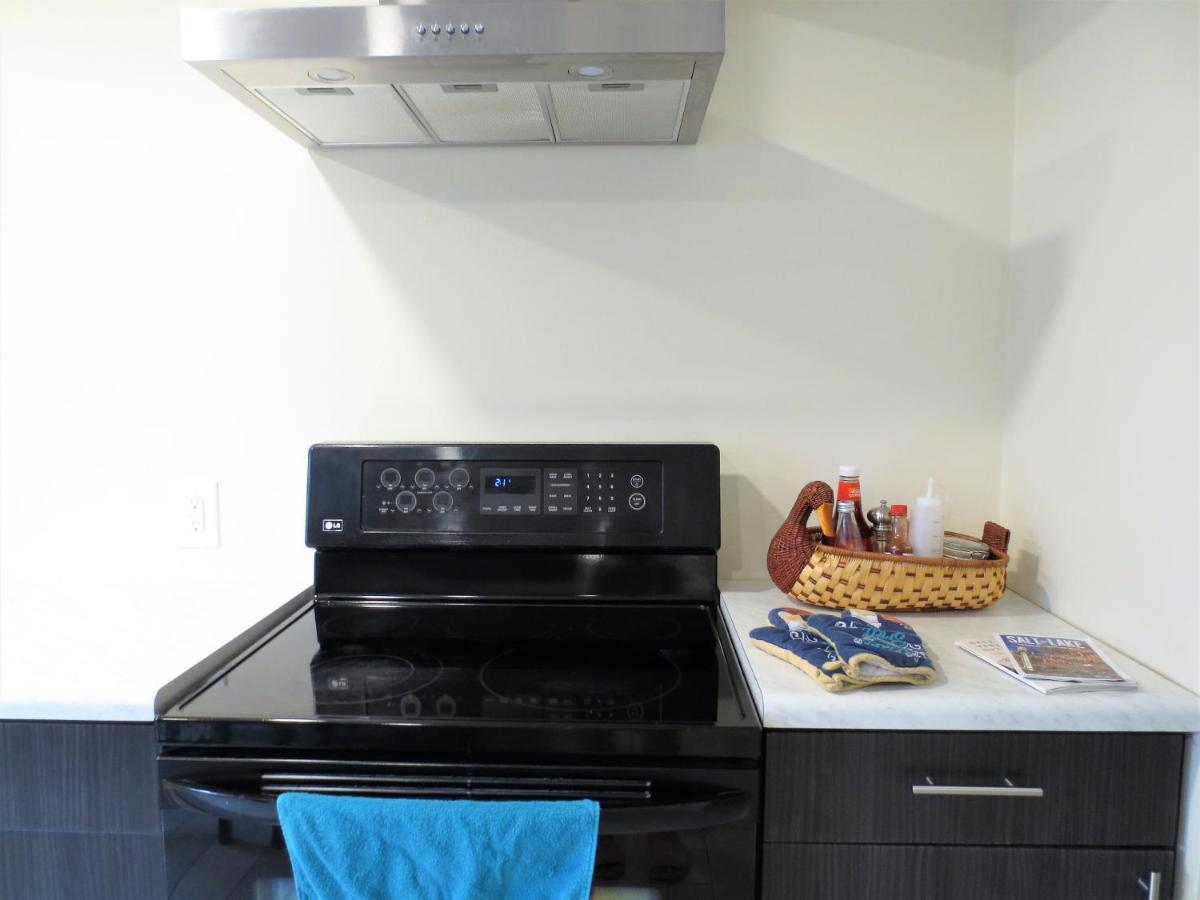 Вилла Entire Huge Basement! Fast Wifi! Private Entrance! Солт-Лейк-Сити Экстерьер фото