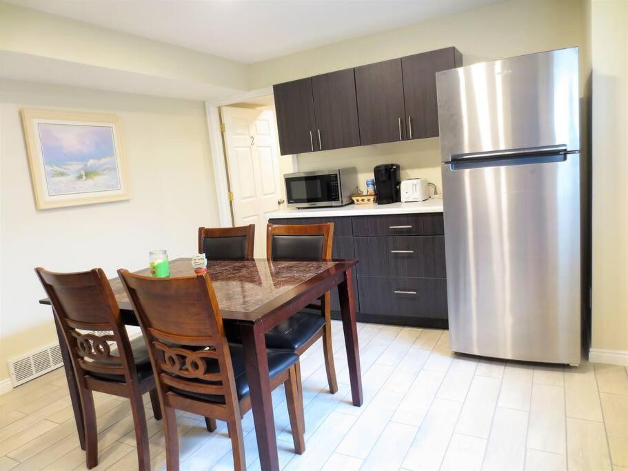 Вилла Entire Huge Basement! Fast Wifi! Private Entrance! Солт-Лейк-Сити Экстерьер фото